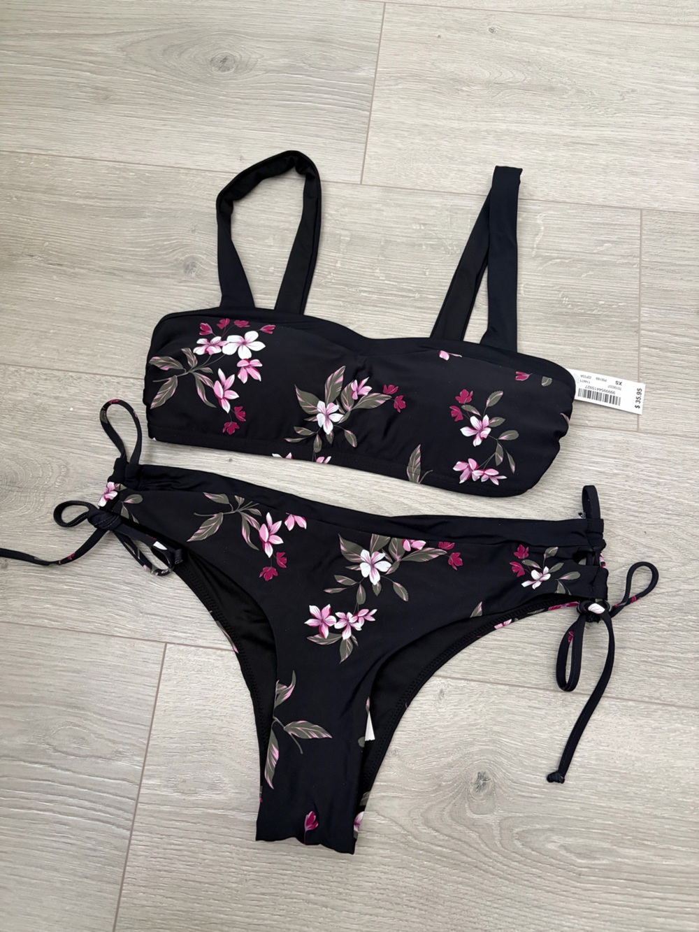 La vie en rose Floral Bikini Set